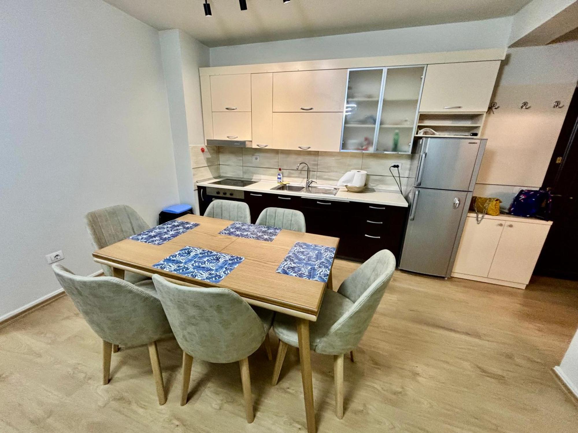 Edi'S Apartament Tiranë Ngoại thất bức ảnh