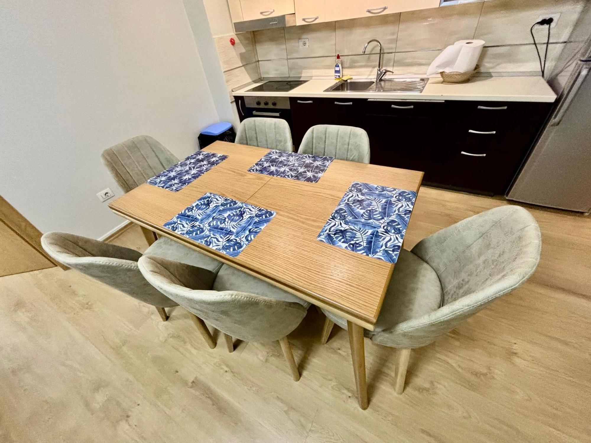Edi'S Apartament Tiranë Ngoại thất bức ảnh